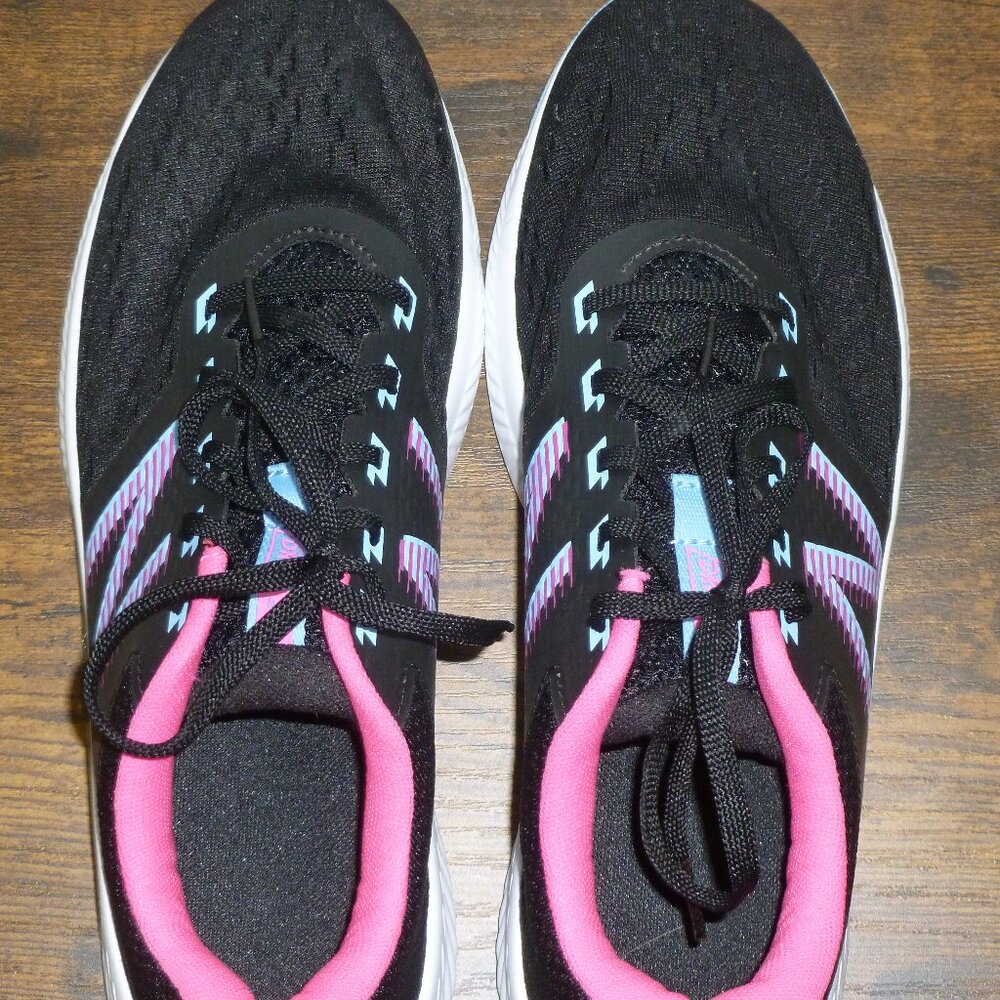 New Balance 750 v1 Sneakers in Black/Pink/Blue - Picture 2 of 15